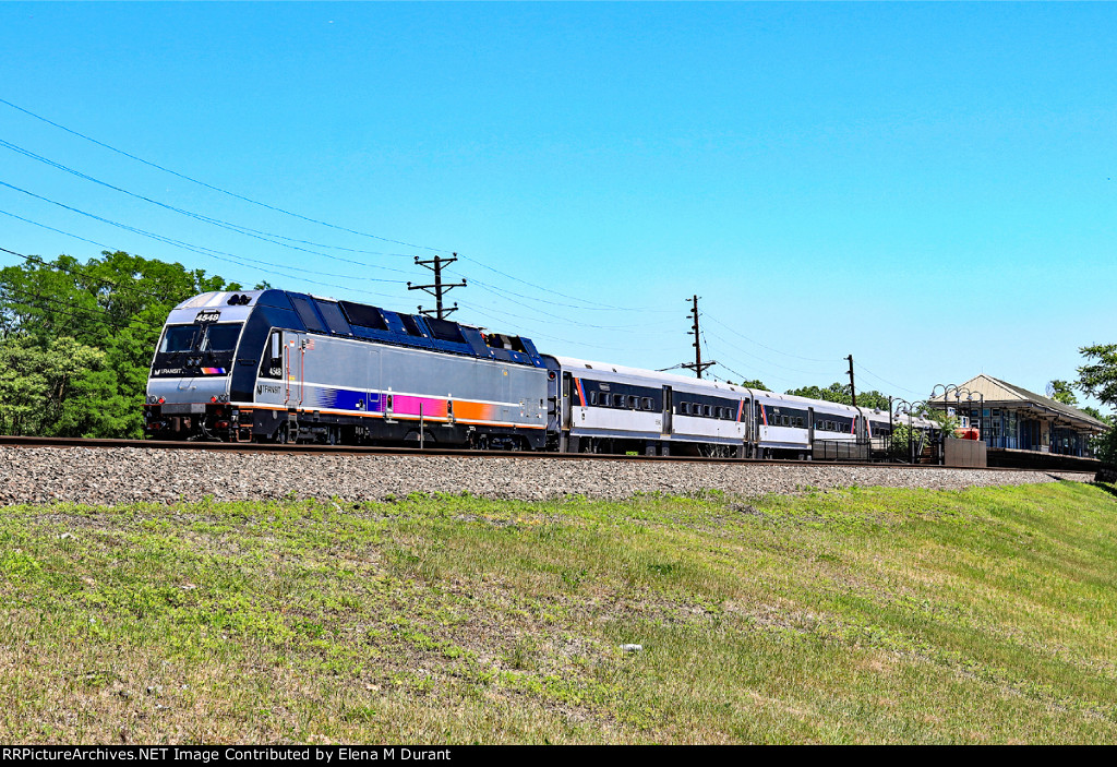 NJT 4530 on train 5519